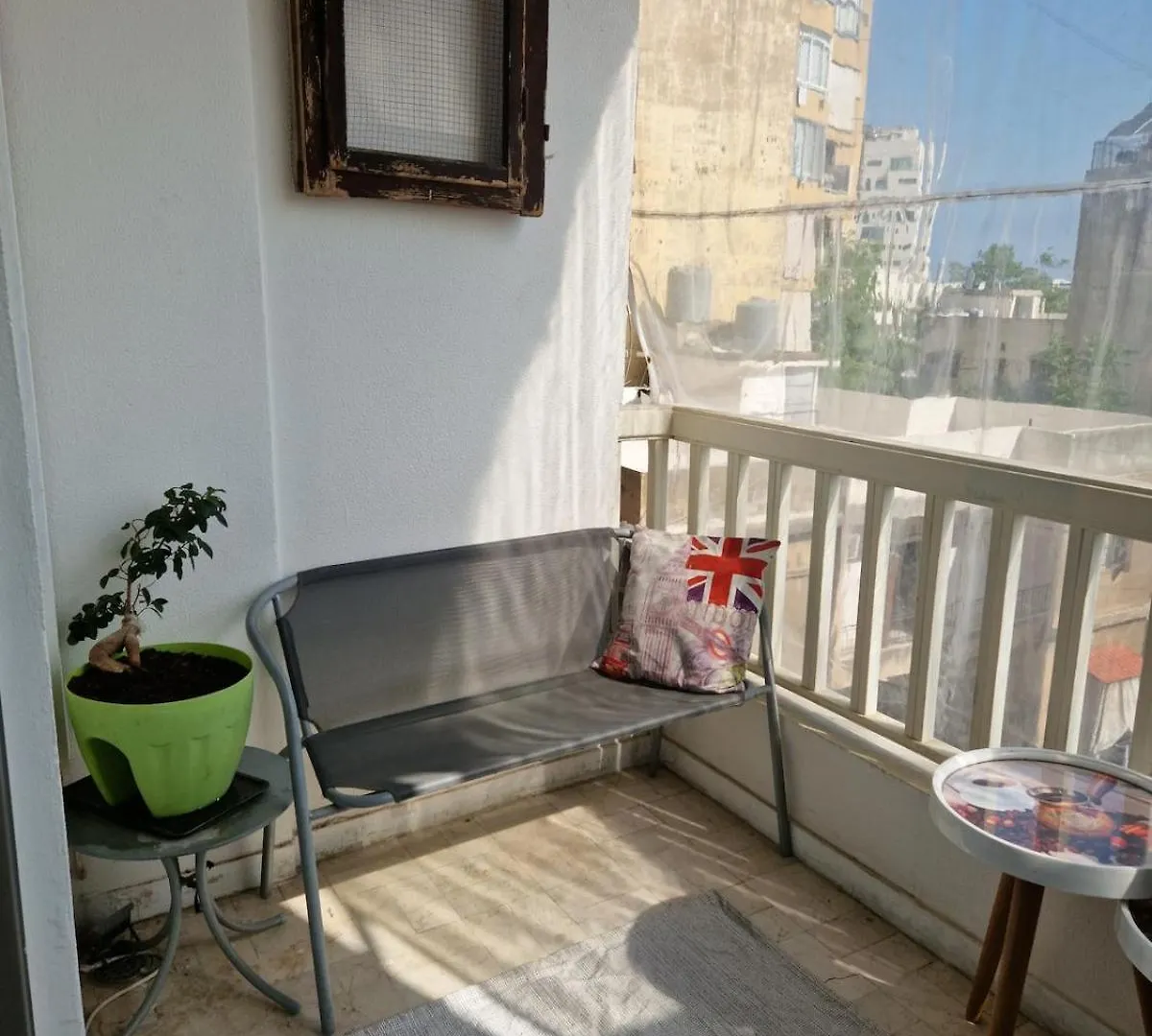 Stylish 2 Bedroom Apartment Beirut