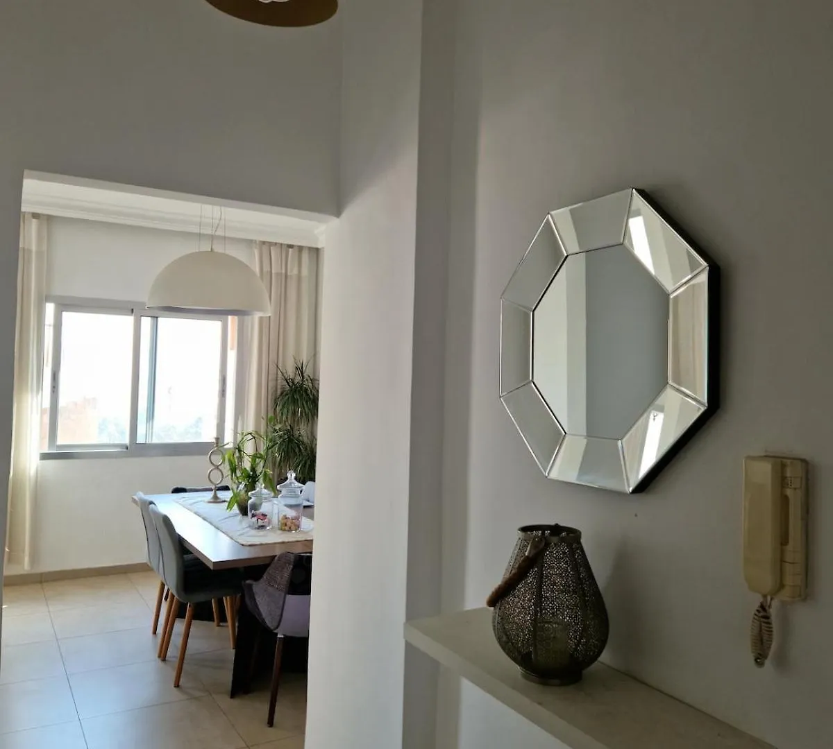 Stylish 2 Bedroom Apartment Beirut