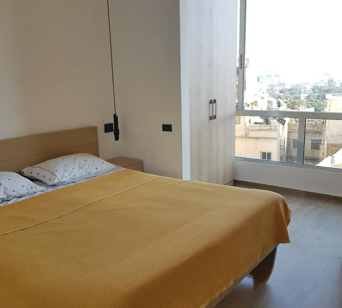 Stylish 2 Bedroom Apartment Beirut 0*,
